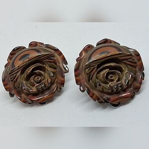 * Amazing Vintage FORDITE carved Flower Clip On Earrings